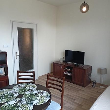 Welcome To Daisy Sunny Place! Apartman Várna Kültér fotó